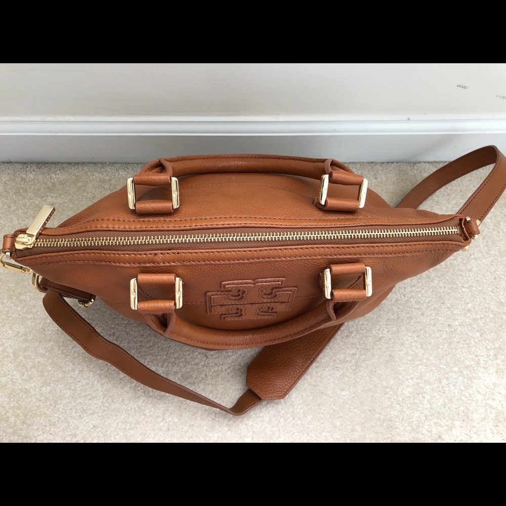 LIKE NEW Tory Burch Stacked T Small Satchel - Picture 2 of 3